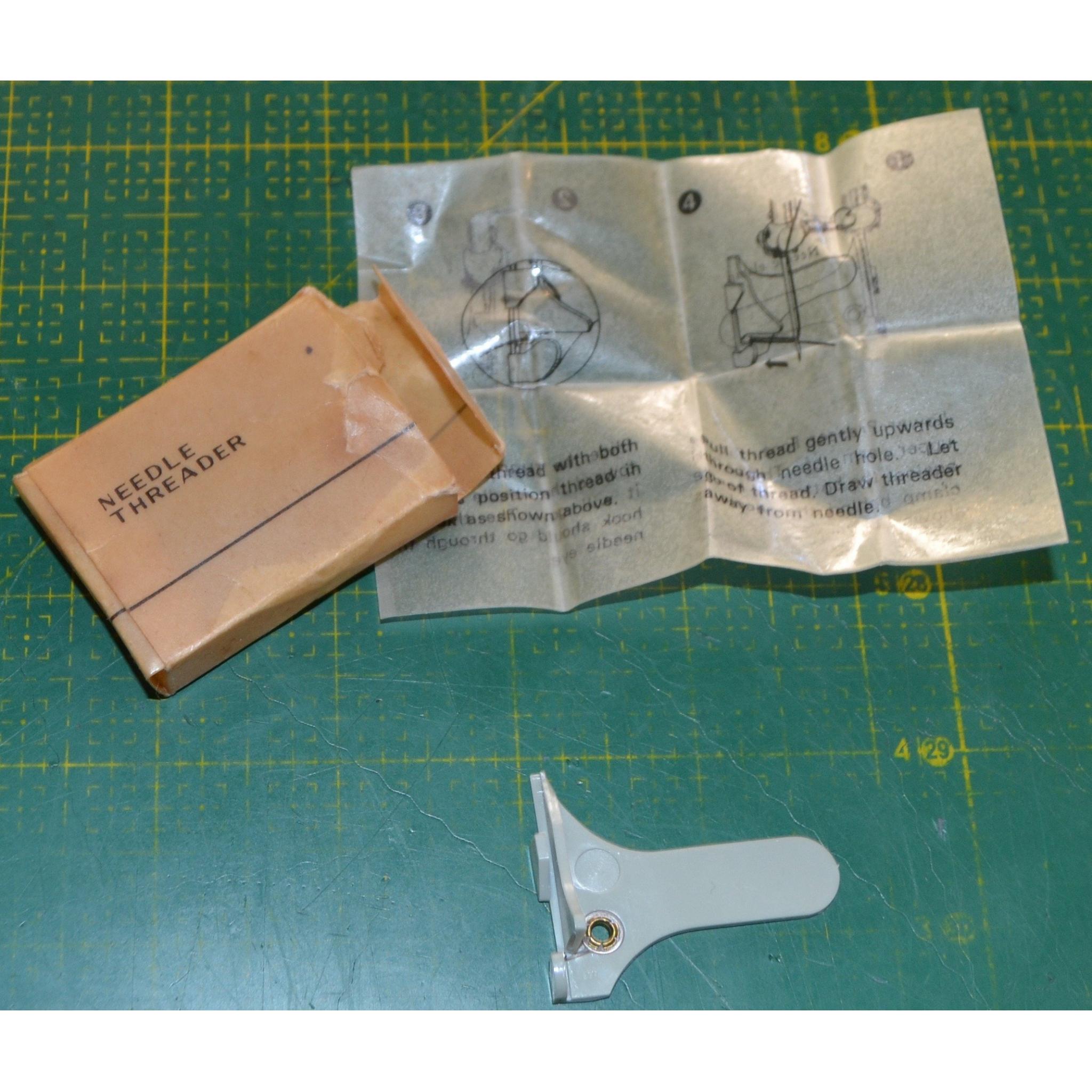 FRISTER + ROSSMANN Vintage Needle Threader