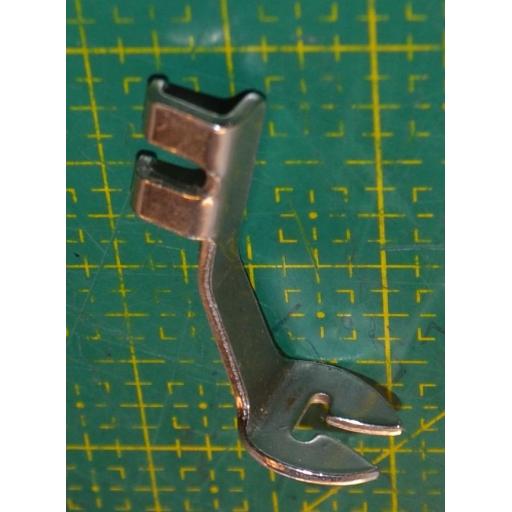 NECCHI Lydia Button Sewing Foot (Pre-owned)
